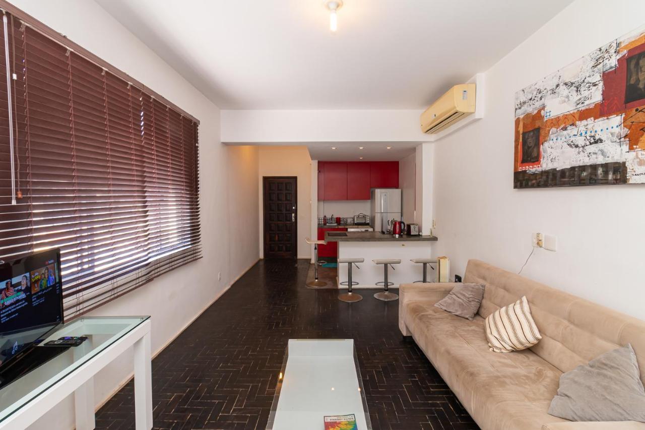 One Bed Fully Climatized Favela Experience 240mb Wifi With Laundry * Rio de Janeiro