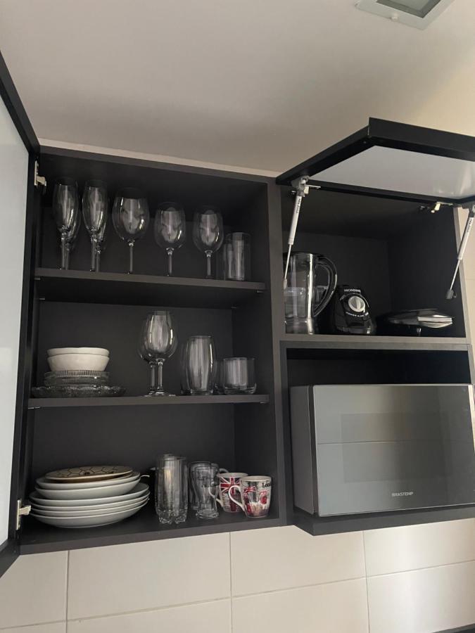 Flat Leblon: Oceanview Fitness & Daily Housekeeping *