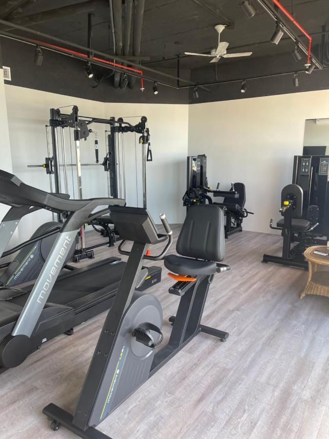 Aparthotel Flat Leblon: Oceanview Fitness & Daily Housekeeping