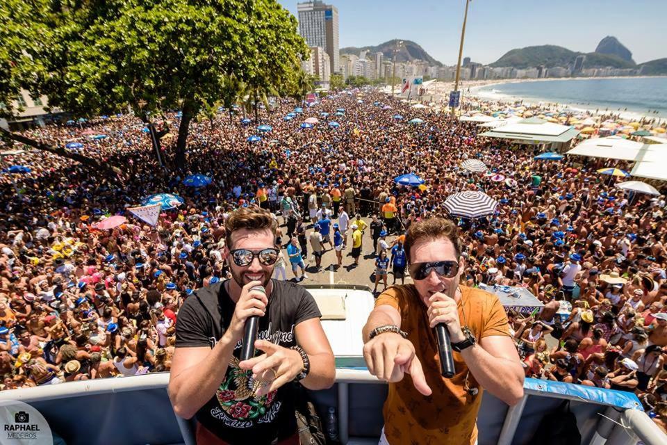 Rua Bolivar, Nº 154, Copacabana - Pertinho Da Praia Mais Famosa Do Mundo - Excelente Custo Benefício Para Finais De Semana, Feriados, Réveillon 2022, Carnaval 2023 Apartamento Rio de Janeiro
