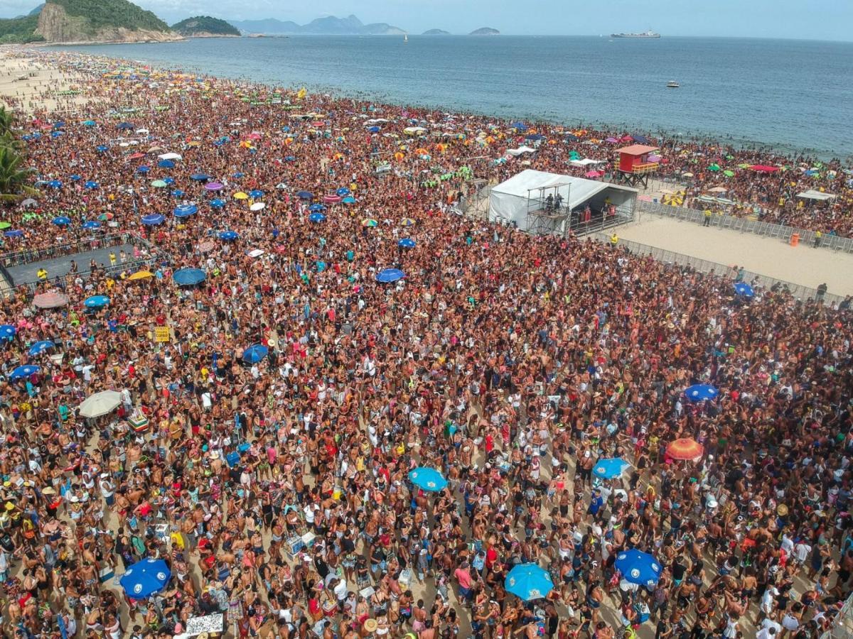 Apartamento Rua Bolivar, Nº 154, Copacabana - Pertinho Da Praia Mais Famosa Do Mundo - Excelente Custo Benefício Para Finais De Semana, Feriados, Réveillon 2022, Carnaval 2023