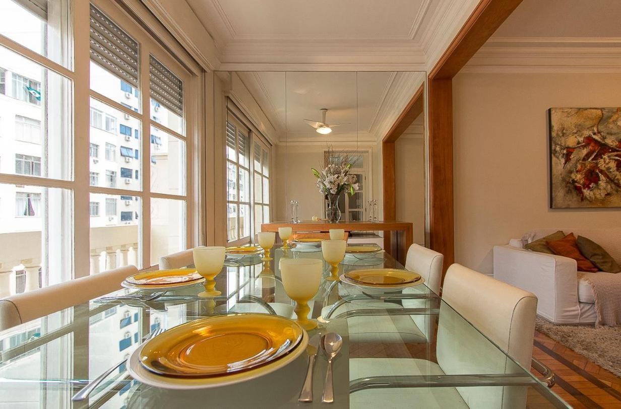 Amplo, Exclusivo E Proximo Ao Mar De Copacabana *