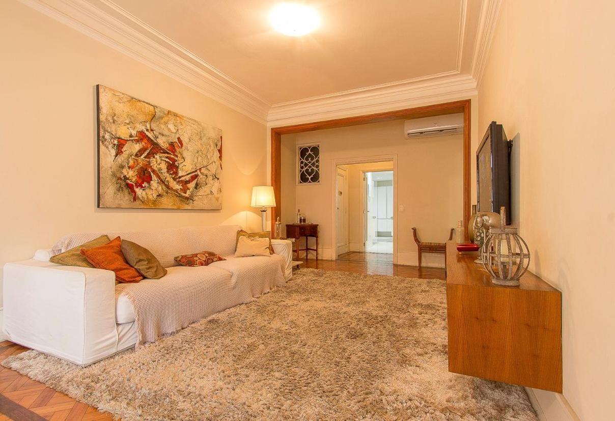 Amplo, Exclusivo E Proximo Ao Mar De Copacabana