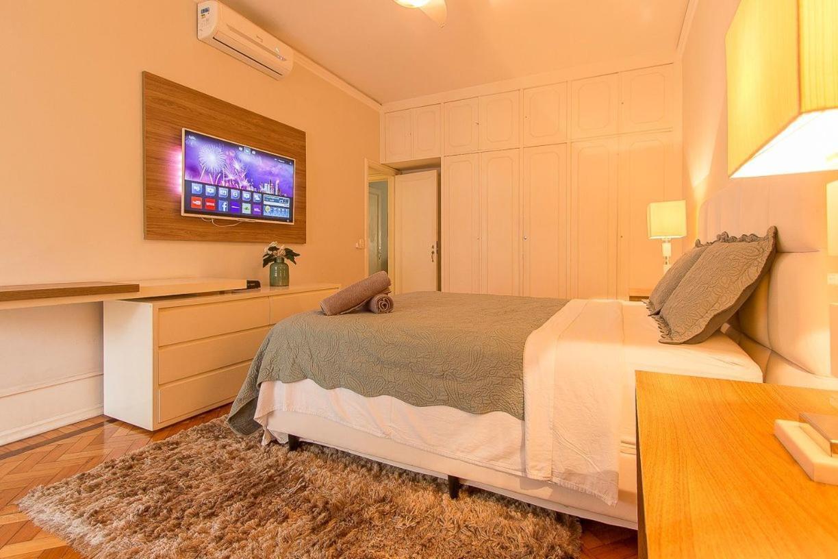 Amplo, Exclusivo E Proximo Ao Mar De Copacabana Apartamento