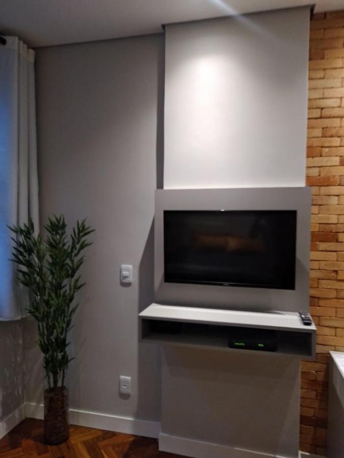 Apartamento 156, ótima Localização, 150 Metros Do Mar *