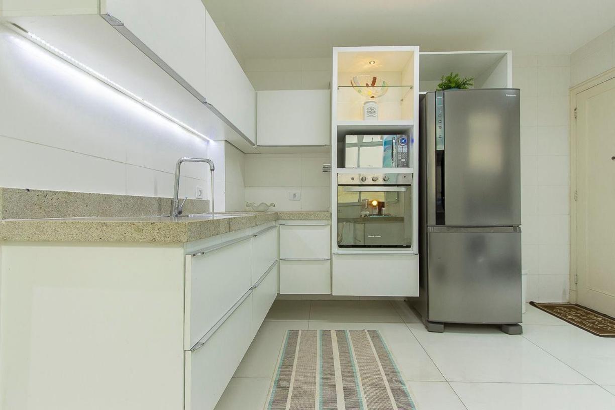 Amplo, Exclusivo E Proximo Ao Mar De Copacabana Apartamento
