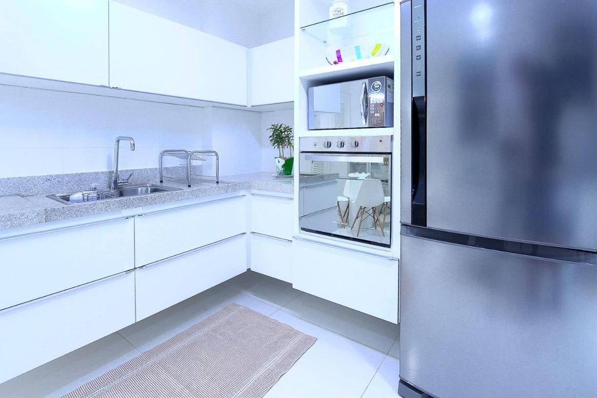 Amplo, Exclusivo E Proximo Ao Mar De Copacabana
