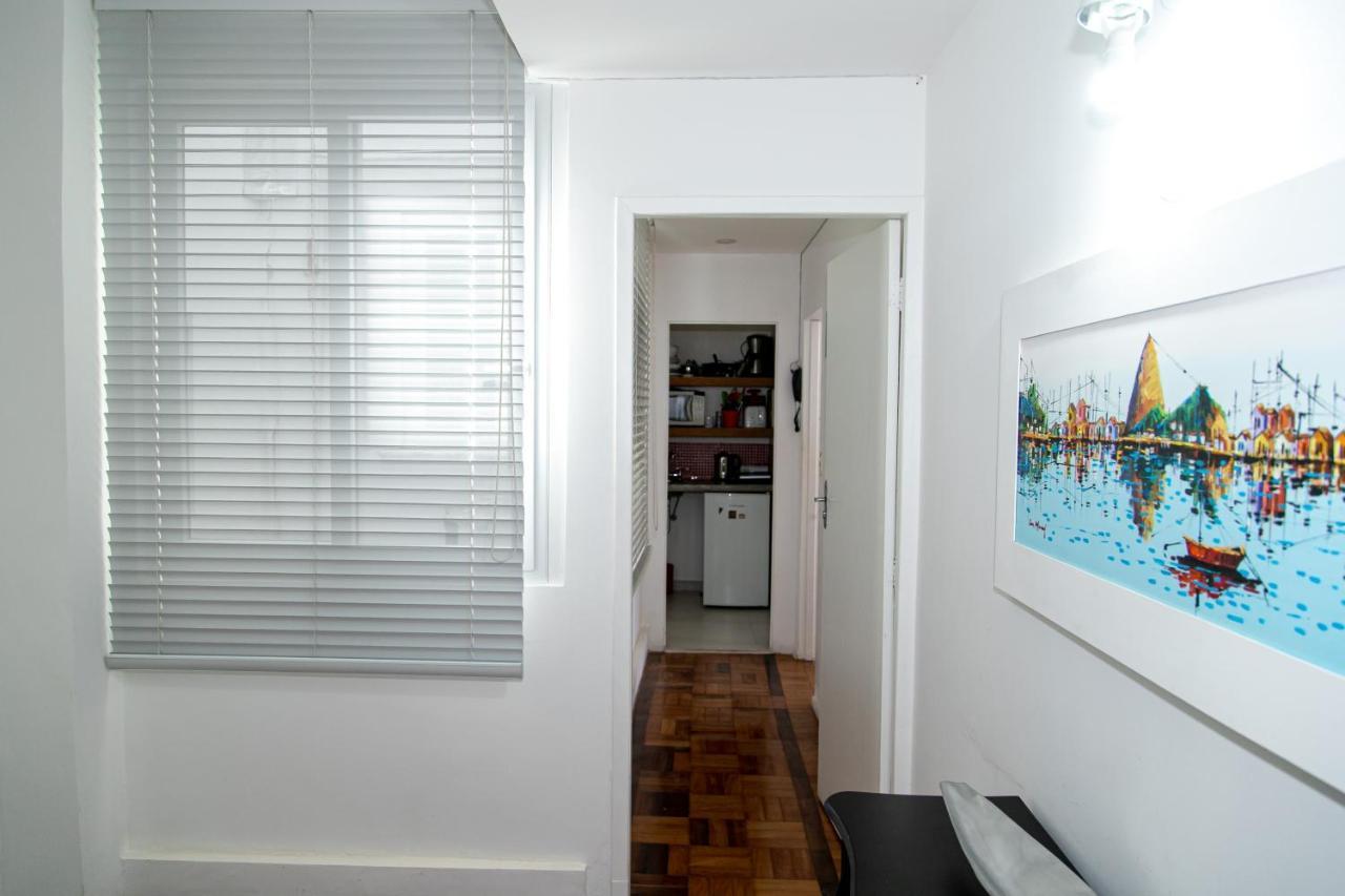 Apartamento Elegant Vista Lateral Mar Ipanema Locatlon Rio de Janeiro
