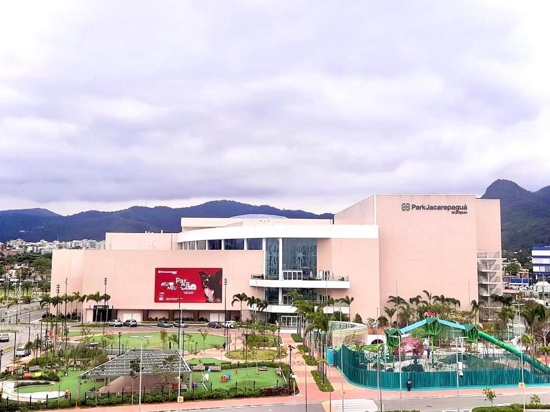 Exclusivo Moderno Em Frente Ao Shopping