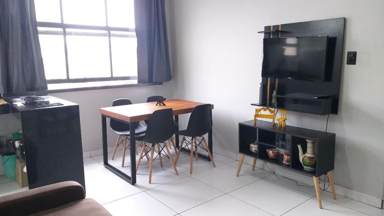 Meu Apê Em Copabana - Charme, E Exclusividade *