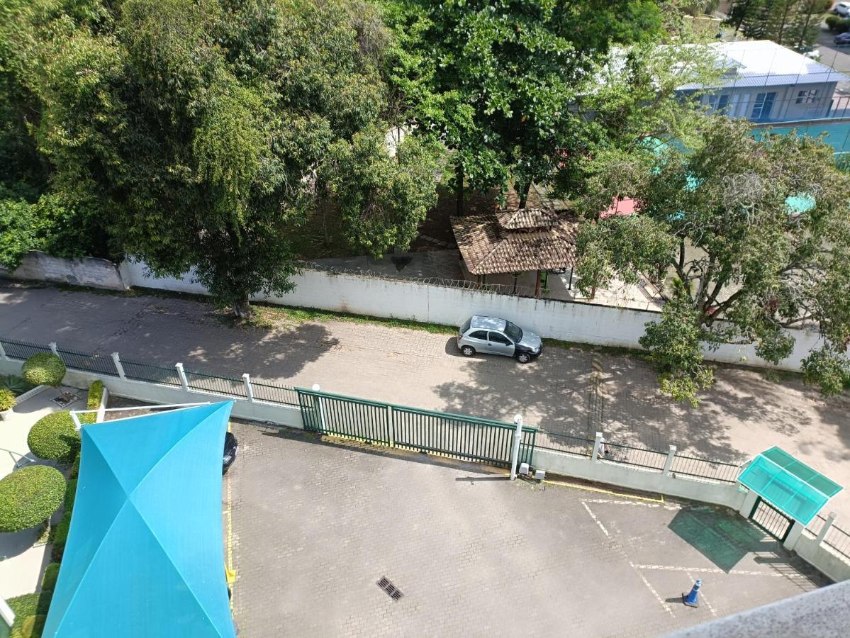 Quarto Em Apartamento Em Frente Ao Riocentro E Próximo A Jeunesse Arena E Vila Olímpica