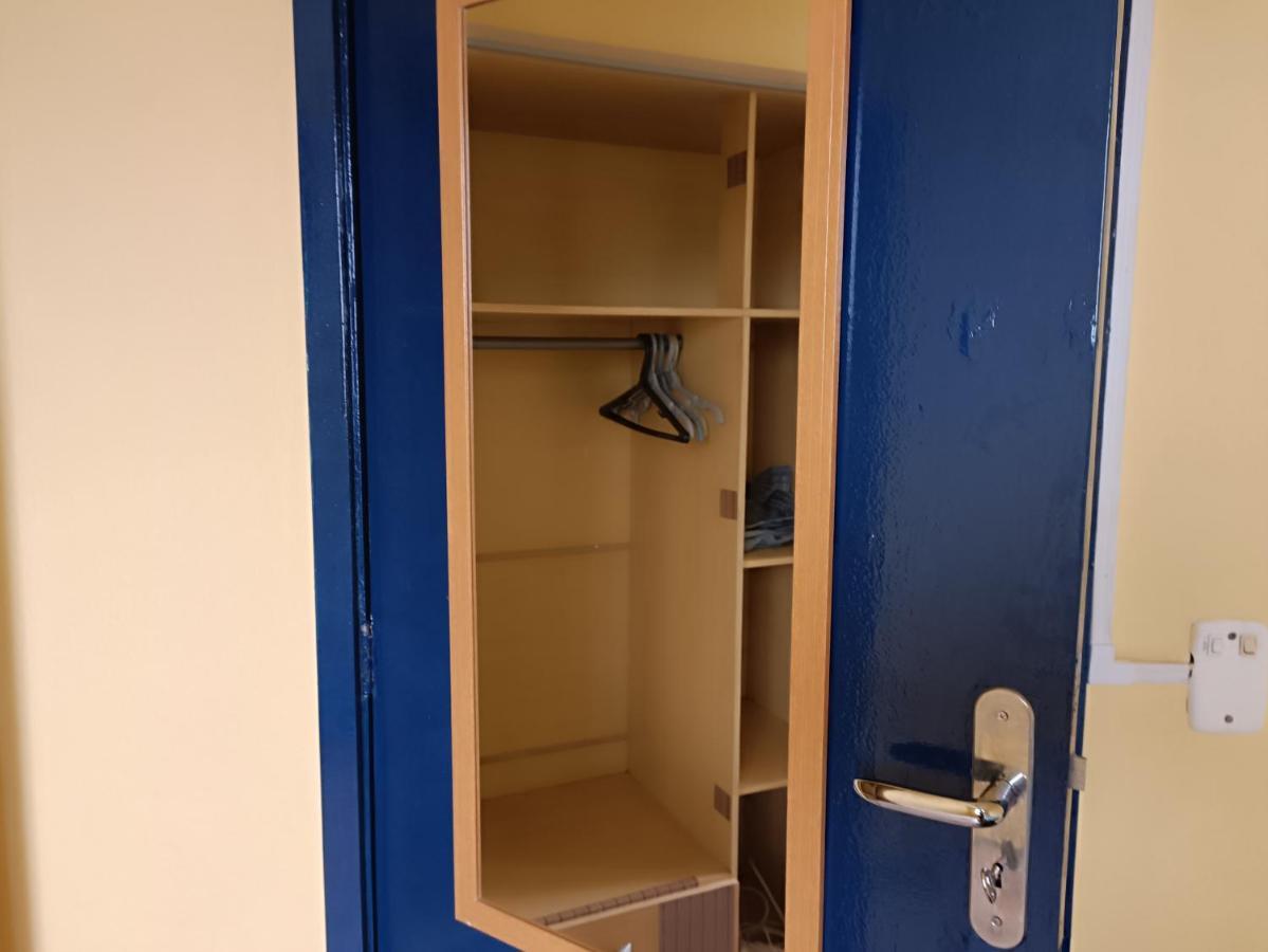 Quarto Em Apartamento Em Frente Ao Riocentro E Próximo A Jeunesse Arena E Vila Olímpica Apartamento Rio de Janeiro