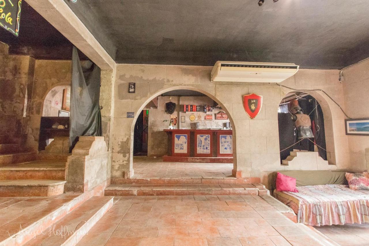 Pura Vida Albergue *