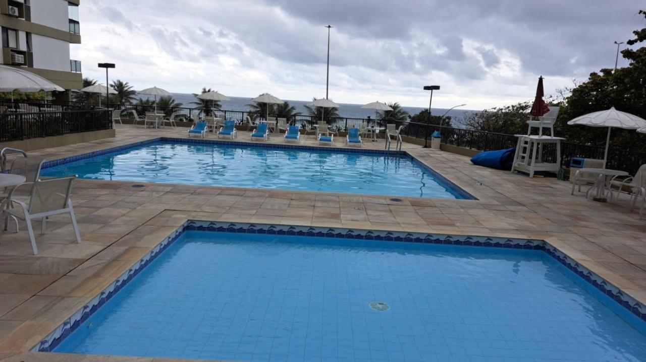 Com Toda Infra E Em Frente A Apartamento