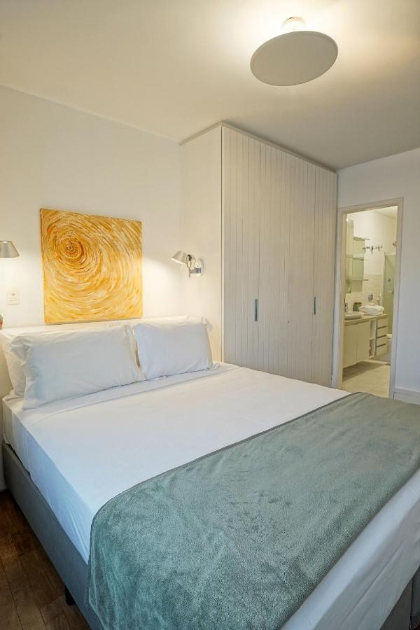 Conforto E Beleza No Leblon - Va202 Z1 Apartamento *