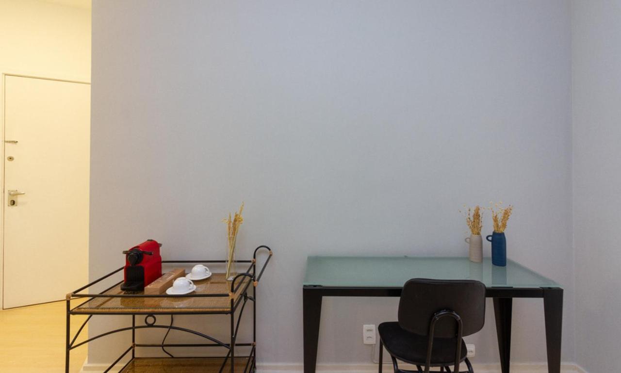 Tabas Aconchegante Apto No Leblon - Rj Lb0017 Apartamento Rio de Janeiro