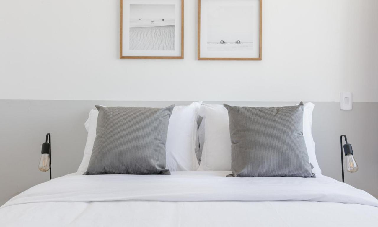 Apartamento Tabas Lindissimo Ape 2 Quartos - Leblon Lb0032