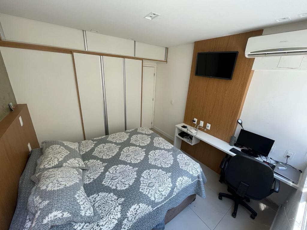 Lindo Apartamento Mobiliado, Uma Quadra Da Praia! Apartamento Rio de Janeiro