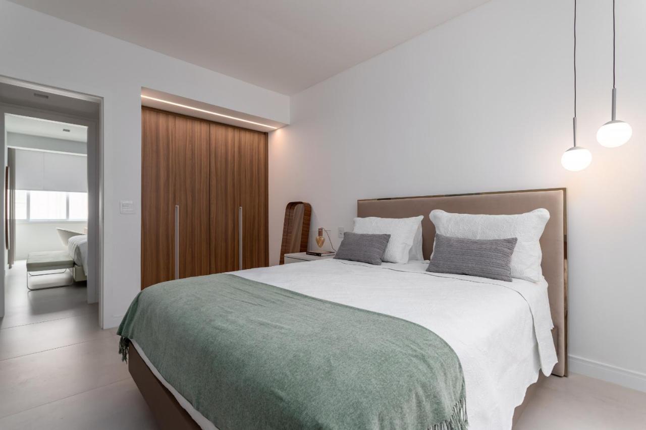 Apartamento Agradavel Em Ipanema - 2 Completas - J303 Z2 *