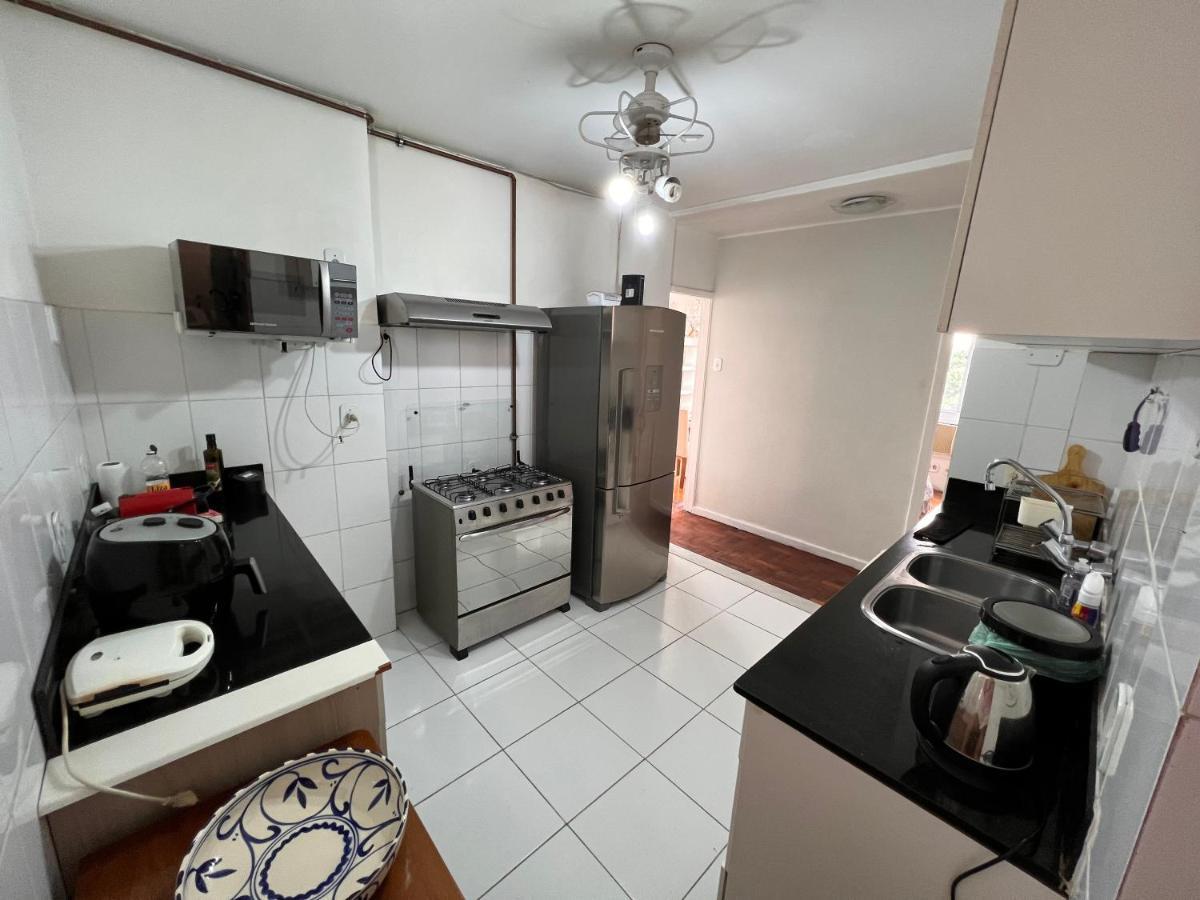 Apartamento Completo A 200 Metros Da Praia Em Copacabana