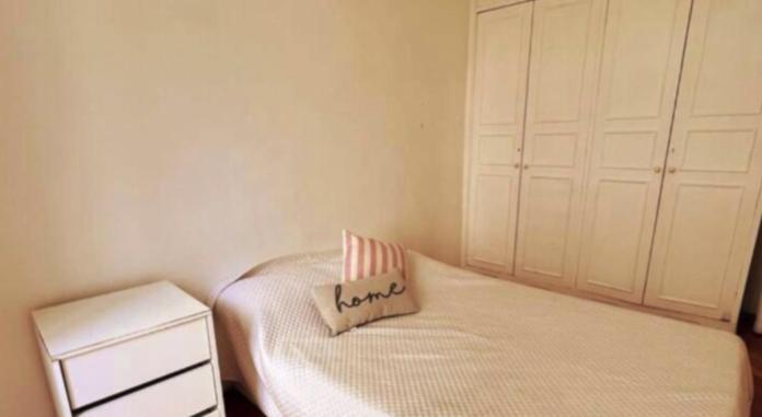 Apartamento Completo A 200 Metros Da Praia Em Copacabana *