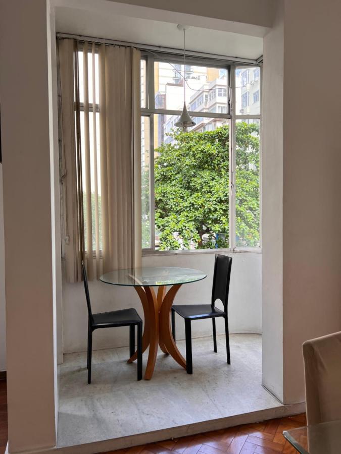 Apartamento Completo A 200 Metros Da Praia Em Copacabana Apartment