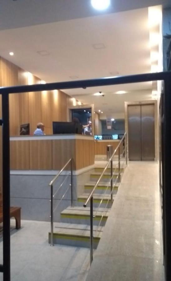 Lindo Apartamento Mobiliado, Uma Quadra Da Praia! Apartamento Rio de Janeiro
