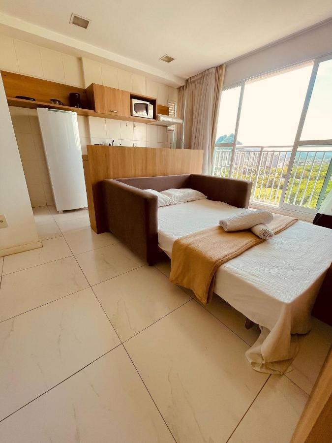 Flat E Perfeito Inteiro Na Barra Da Tijuca Com Cozinha, Lavanderia, Garagem E Wi Fi