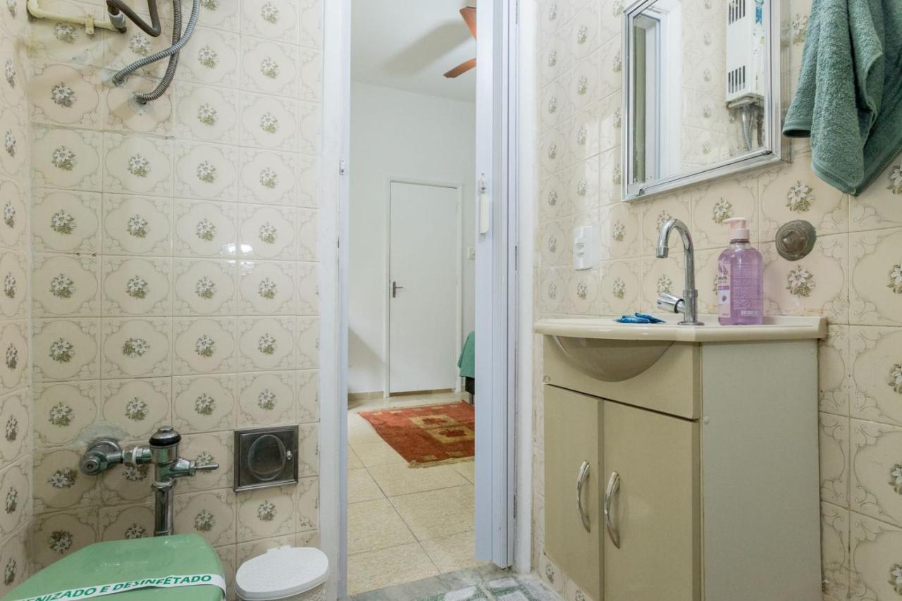 Copacabana Comfort: Beachside Retreat With Modern Amenities * Rio de Janeiro