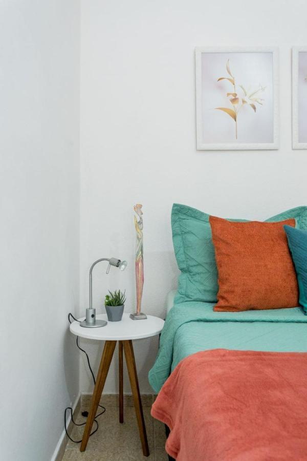 Copacabana Comfort: Beachside Retreat With Modern Amenities Apartment *