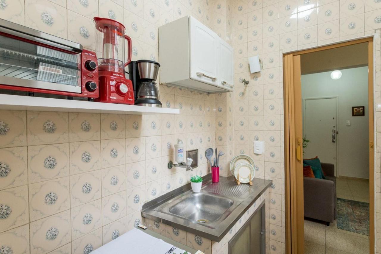 Copacabana Comfort: Beachside Retreat With Modern Amenities Apartment Rio de Janeiro