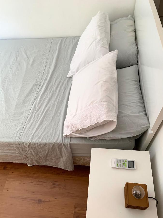 Quarto-sala Com Wifi Em Rua Tranquila De Botafogo *