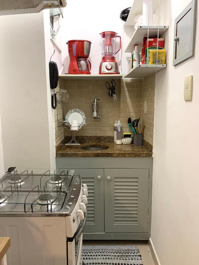 Apartamento Quarto-sala Com Wifi Em Rua Tranquila De Botafogo Rio de Janeiro