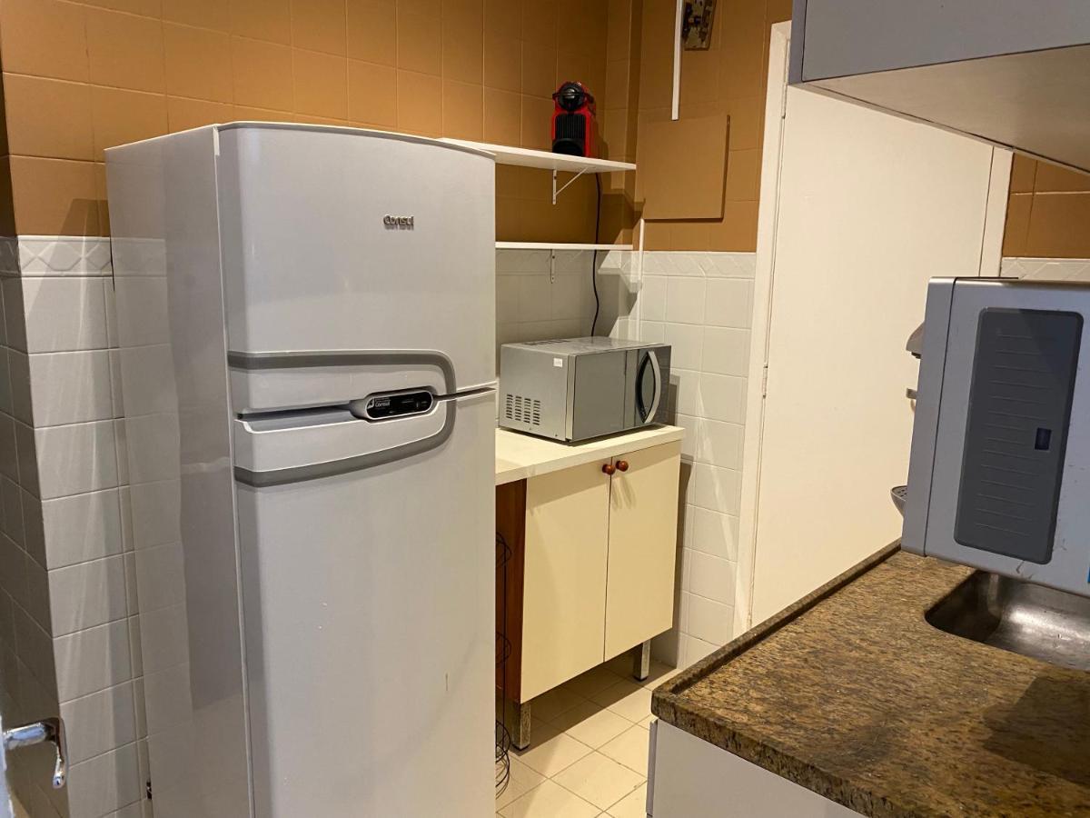 Apartamento Baixo Leblon Com Charme, Lazer E Office