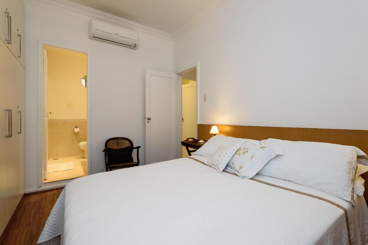 Apartamento 2 Quartos/ 2 Banheiros Entre Copa Ipanema Arpoador Rio de Janeiro