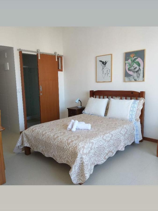 Temporada Em Copacabana A 4 Quadras Da Apartamento *