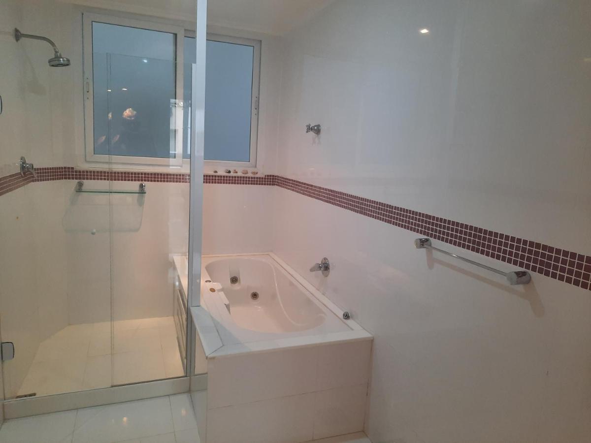 Apto 5 Quartos Na Orla De Copacabana Apartamento