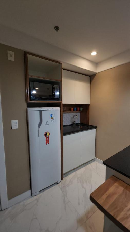 Apartamento Otima Localizacao, Reformado E Com Piscina!