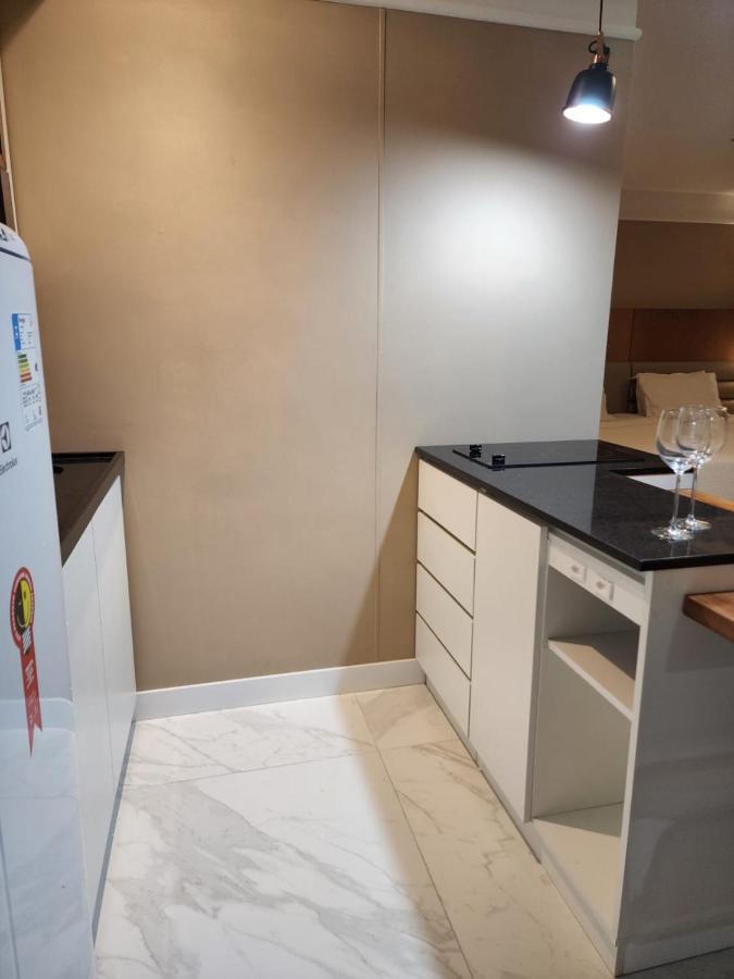 Otima Localizacao, Reformado E Com Piscina!