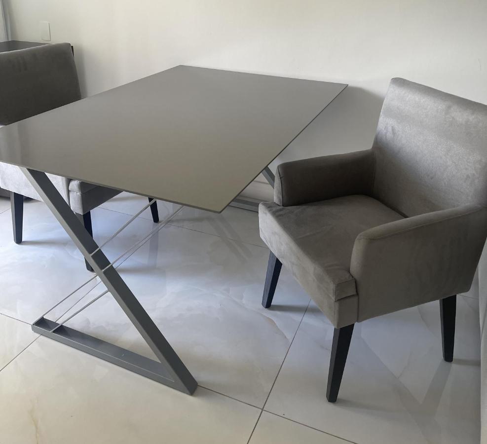 Aparthotel Flat Leblon: Oceanview Fitness & Daily Housekeeping *