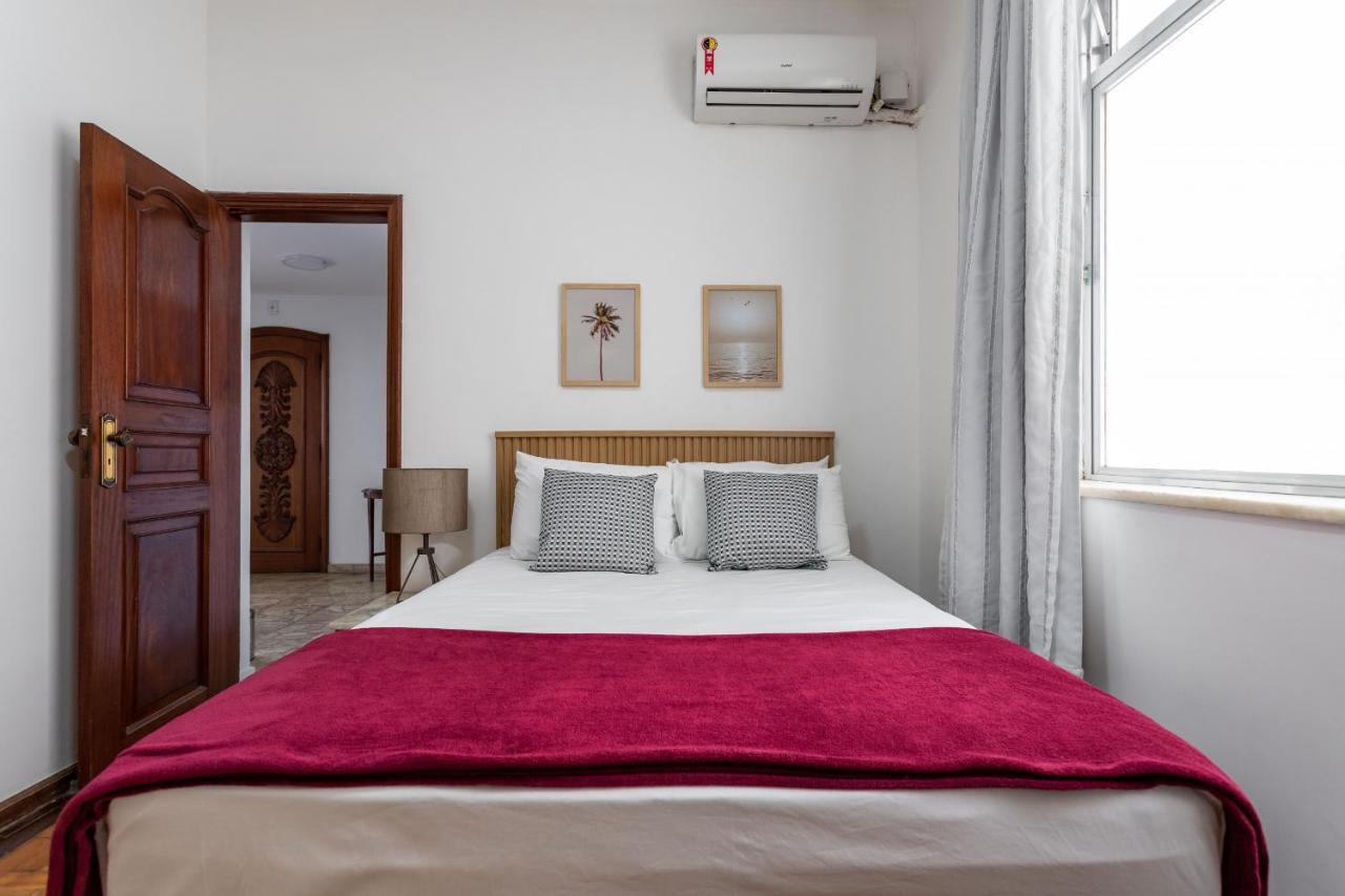 Apartamento Sofisticado Em Copacabana - Vista Para Praia - A403 Z3 *