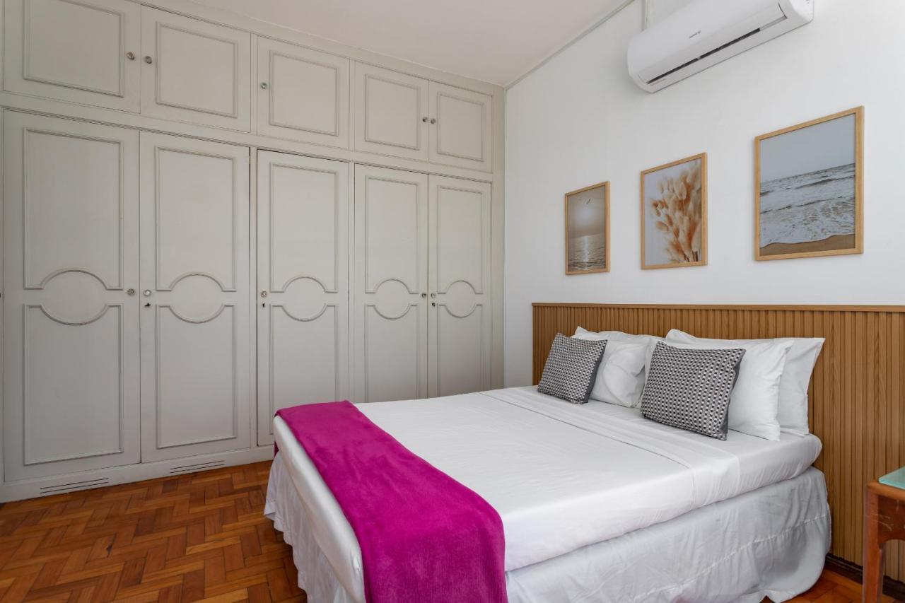 Apartamento Sofisticado Em Copacabana - Vista Para Praia - A403 Z3 *