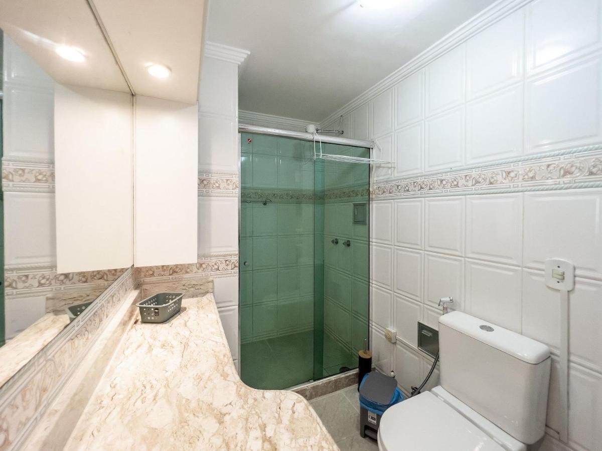 Apartamento Apart Barra Palace Com Vista Mar E Varanda B1-004 *