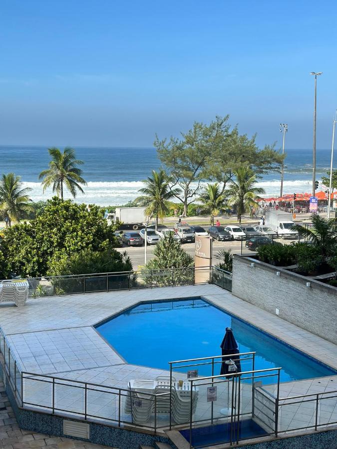 Em Frente A Praia, Com Vista Mar E Ao Lado Do Wndsor *