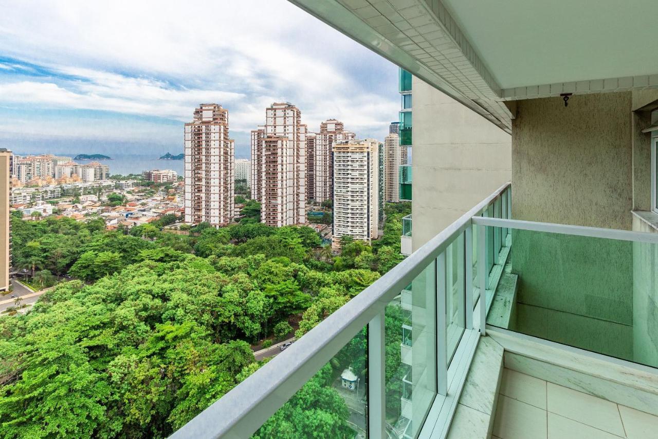 Confortavel Apto 2qtos C/ Varanda E Vista Mar Rio de Janeiro