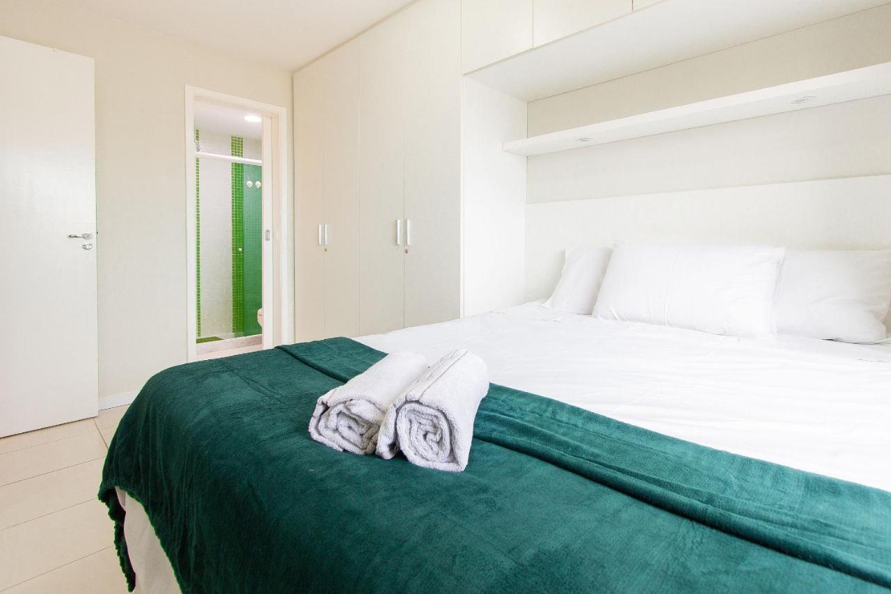 Apartamento Confortavel Apto 2qtos C/ Varanda E Vista Mar Rio de Janeiro