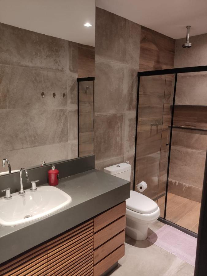 Suítes/studios Privados Copacabana Quarto em Acomodações Particulares *
