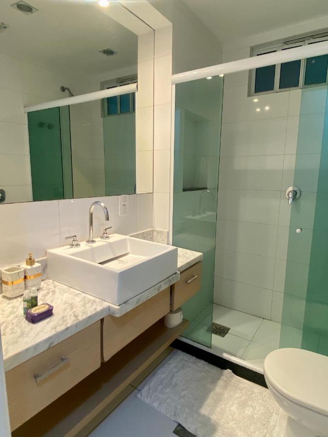 Apartamento Encantador Leme - Predio Na Orla *