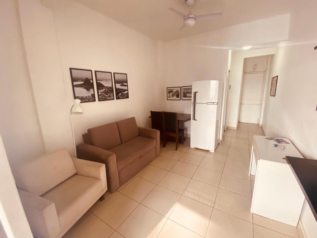 Completo Entrada Pela De Copacabana, Com Ar, Wifi, Netflix, Ate 4 Pessoas, Pauloangerami Aa3806 * Rio de Janeiro