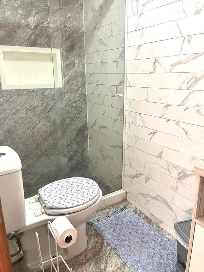 Casa Chale Na Barra Da Tijuca Com Piscina Proximo A
